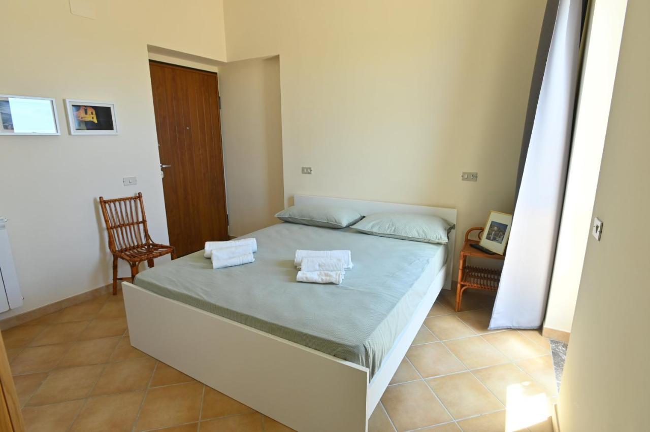 Villa Petrinum B&B Mondragone Esterno foto