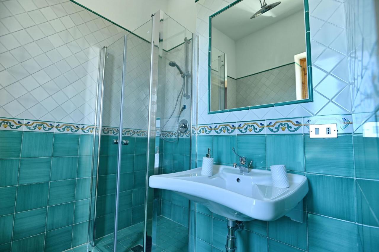 Villa Petrinum B&B Mondragone Esterno foto