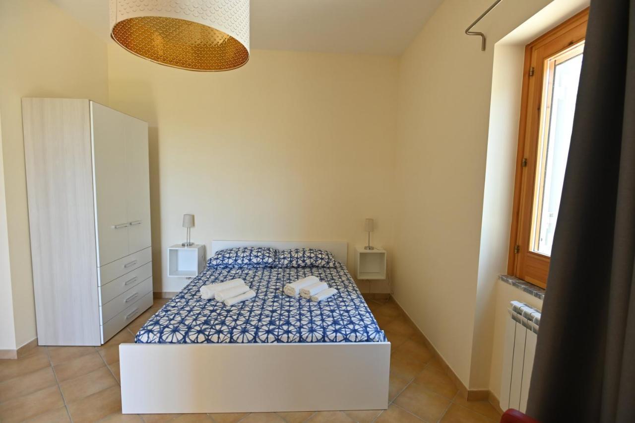 Villa Petrinum B&B Mondragone Esterno foto