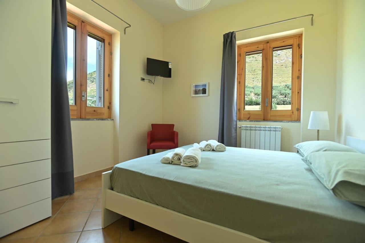 Villa Petrinum B&B Mondragone Esterno foto