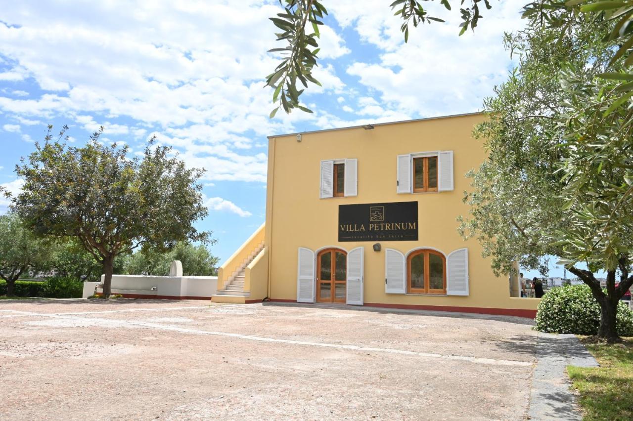Villa Petrinum B&B Mondragone Esterno foto
